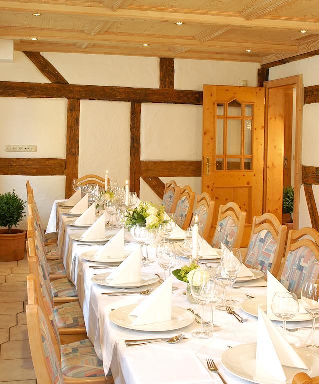 Landgasthof Und Hotel Weisser Lowe Eckental エクステリア 写真