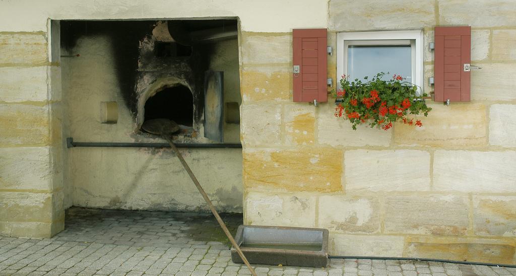 Landgasthof Und Hotel Weisser Lowe Eckental エクステリア 写真