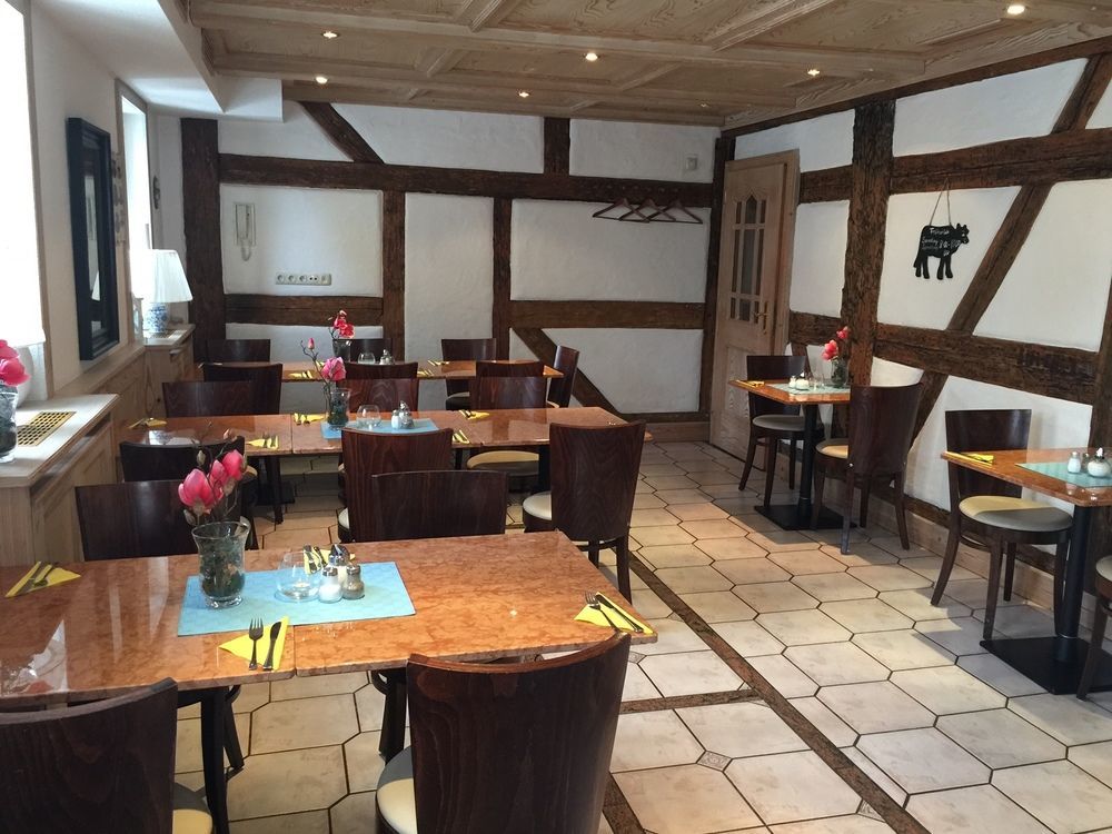 Landgasthof Und Hotel Weisser Lowe Eckental エクステリア 写真